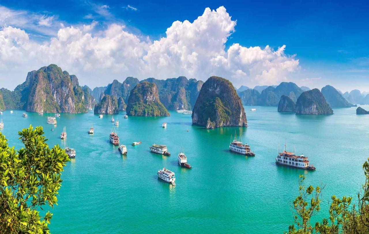 Moonlight Hotel Ha Long Esterno foto