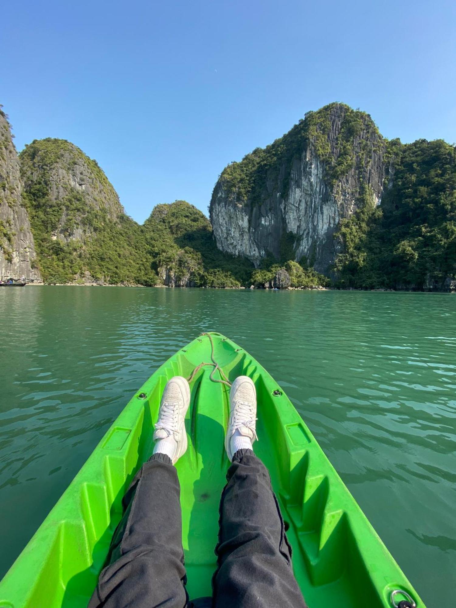 Moonlight Hotel Ha Long Esterno foto
