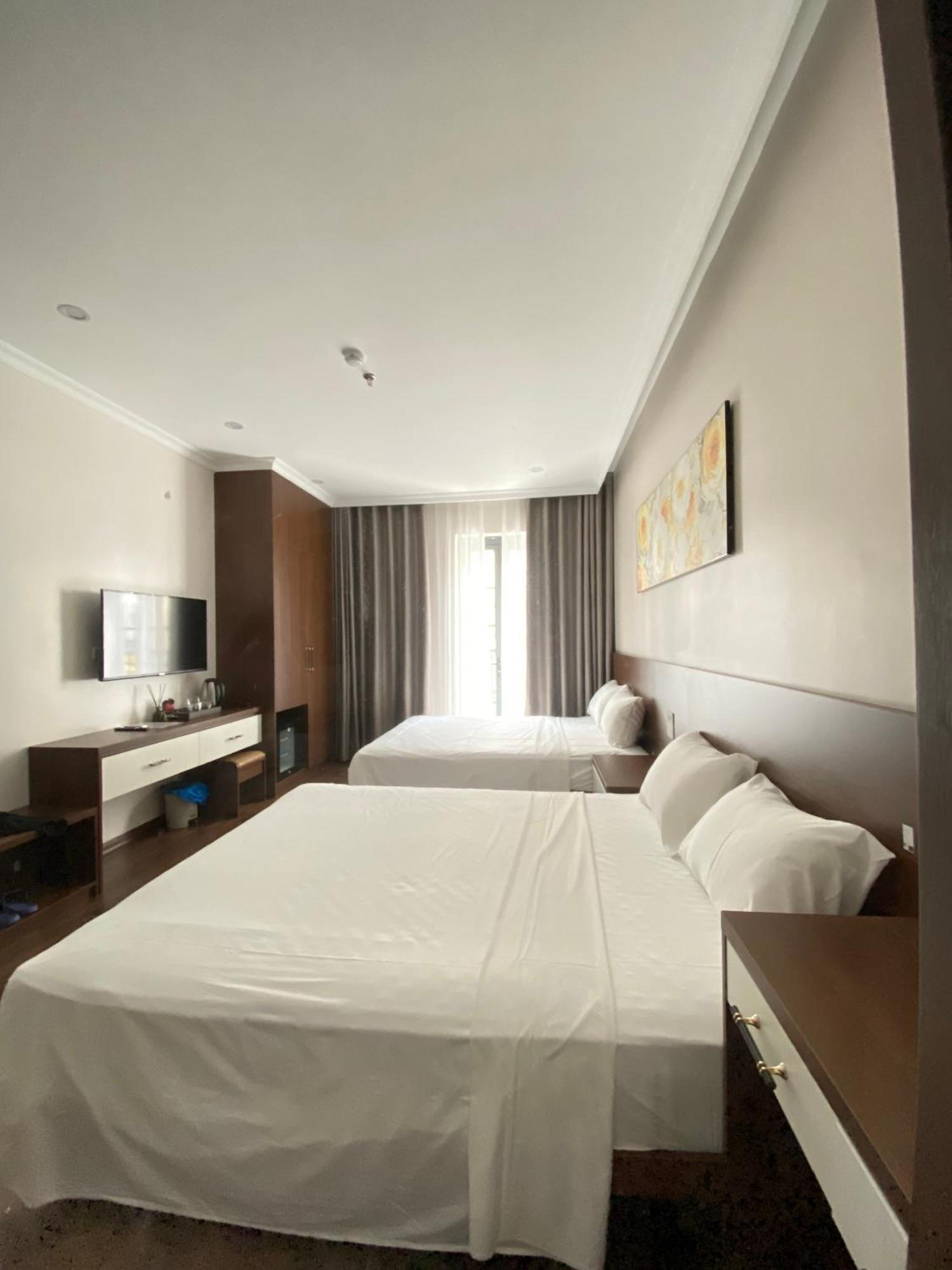 Moonlight Hotel Ha Long Esterno foto